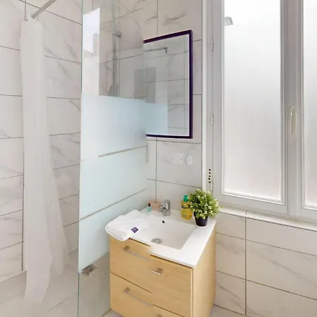 Elegant F2 - Sadi Carnot Apartment